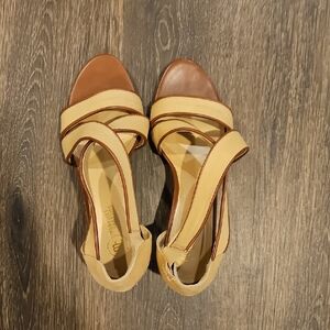 H&M Tan and Brown Crisscross Strap Sandals